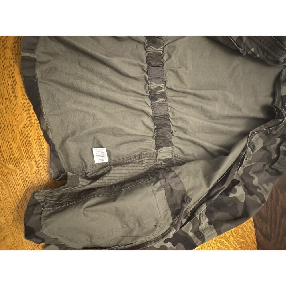 Love Tree Womens Camouflage Jacket Sz L Full Zip Up Pockets Military Gorpcore - Picture 10 of 11